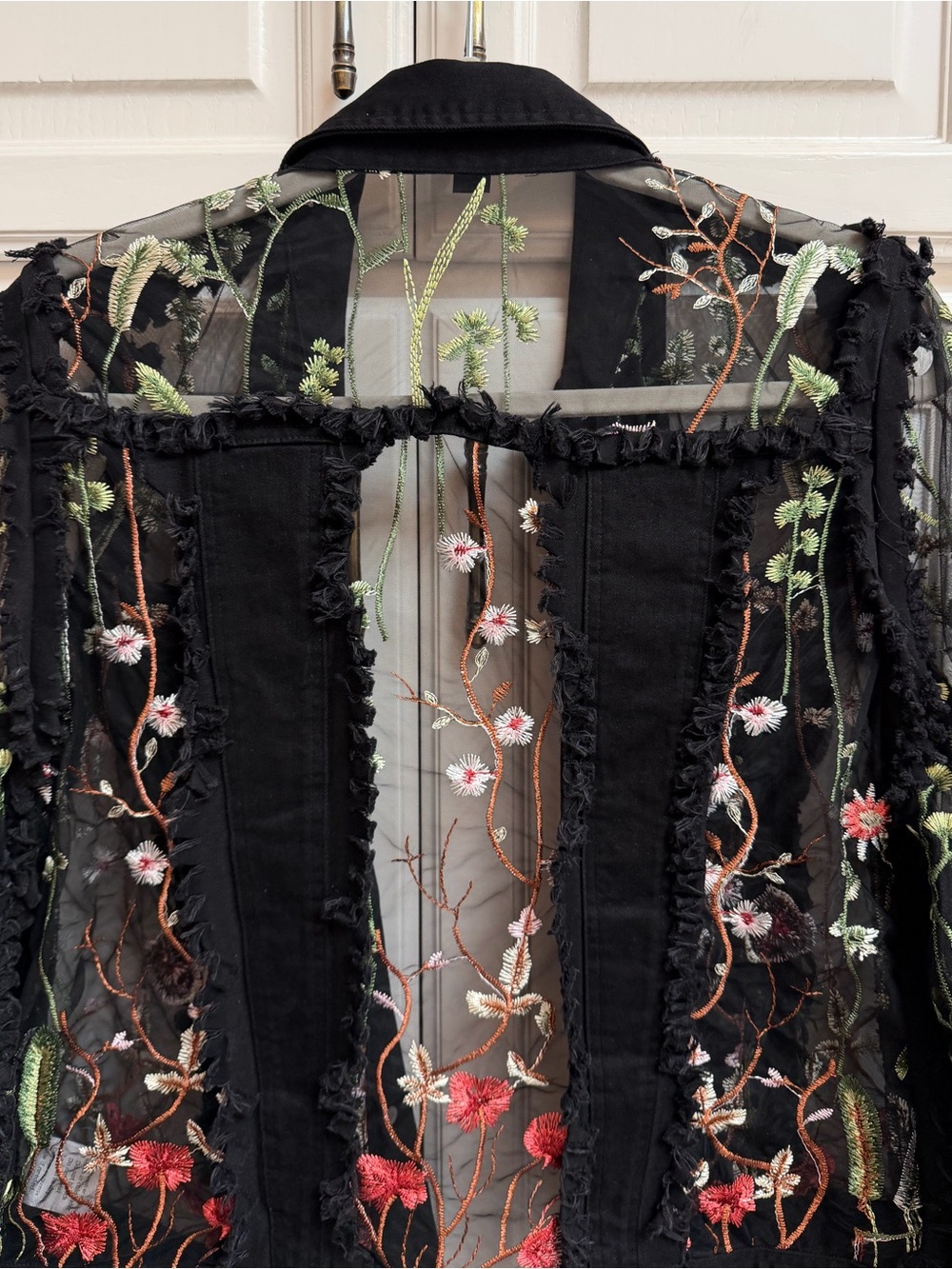 A.Z.I Floral Mesh Embroidered Jacket Black Size Medium - Picture 7 of 12